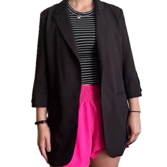 Forever 21 Jackets & Blazers - Forever 21 black blazer